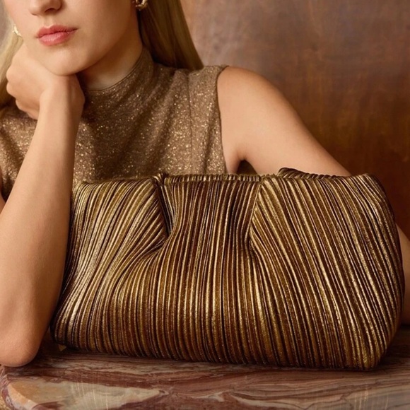 Handbags - Elegant Pleated Brown Clutch Bag - Women